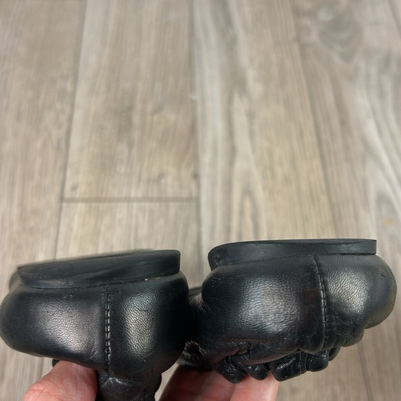 Tory Burch Classic Black Logo Reva Flats with Gold Medallion Logo Sz 8.5 - Picture 9 of 9